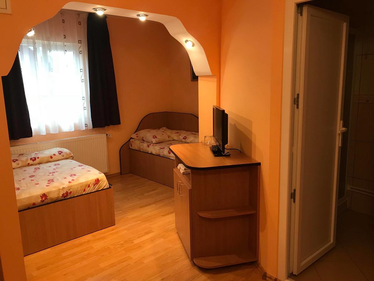 Pensiunea Colt De Rai Săcel Exterior foto